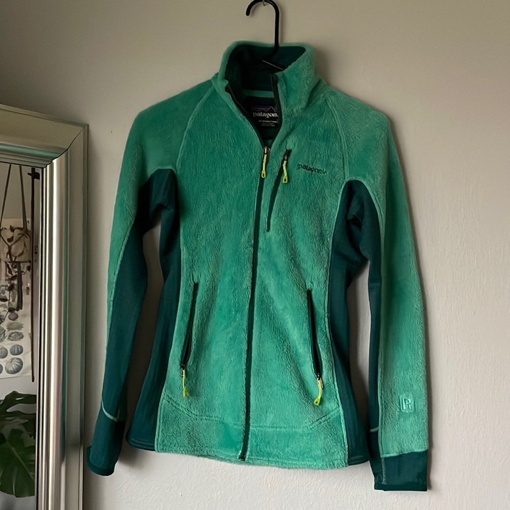 Patagonia zip up